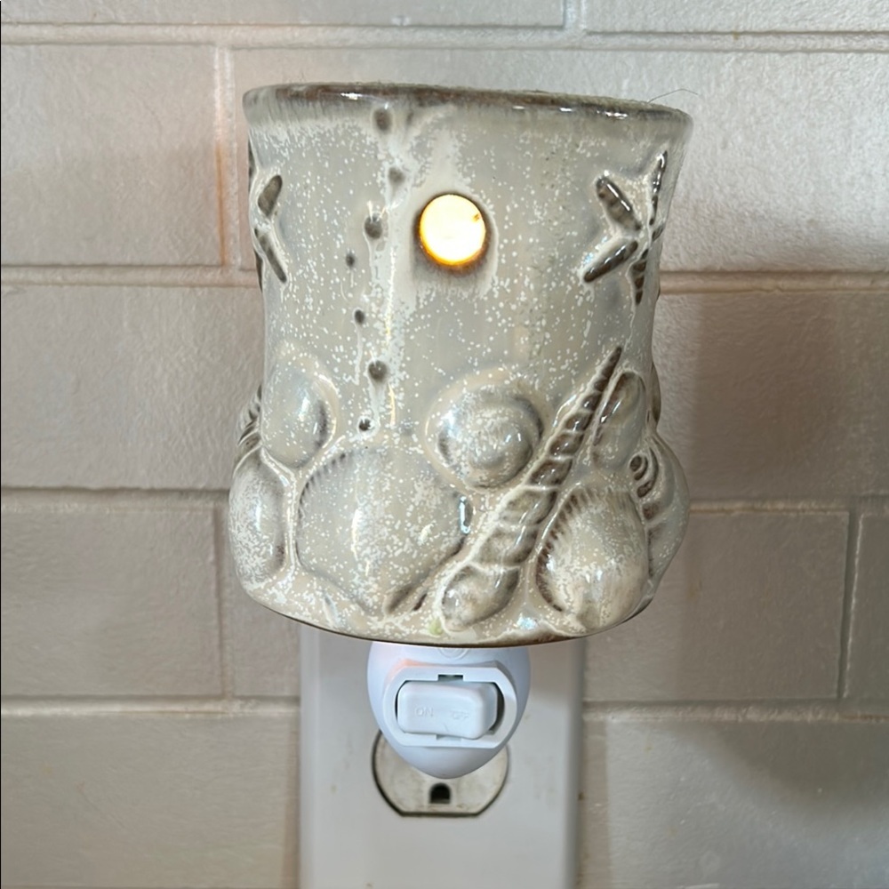 Scentsy Ceramic Seashell wax  melt